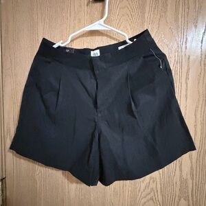 GAP Women's Classic Black Bermudas